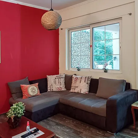 Apartment Petroulahouse *