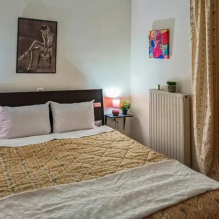Petroulahouse Apartment *